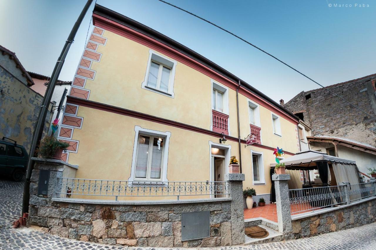 Cuccumiao Hotell Sorgono Exteriör bild